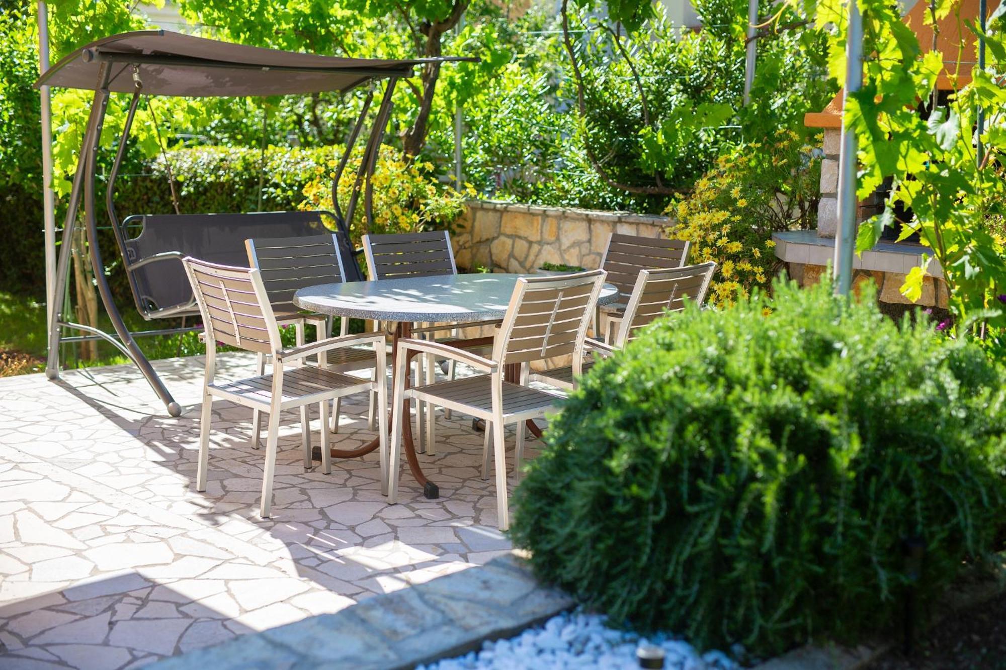 Apartment Bazina - Airconditioning, Parking, 500M From The Beach Krk Town Luaran gambar